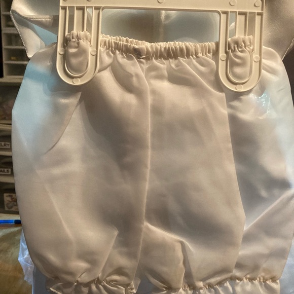 Dress hat and bloomers new white with flora design